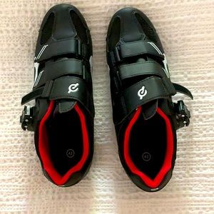 Peloton bike shoes size 42